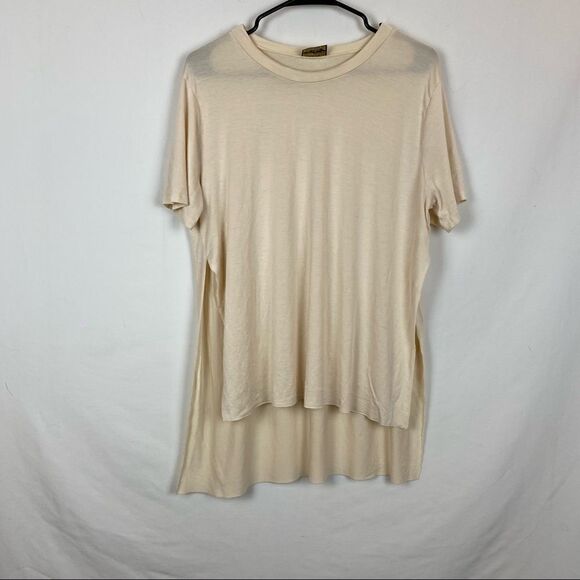 Womens top   - Picture 2 of 6